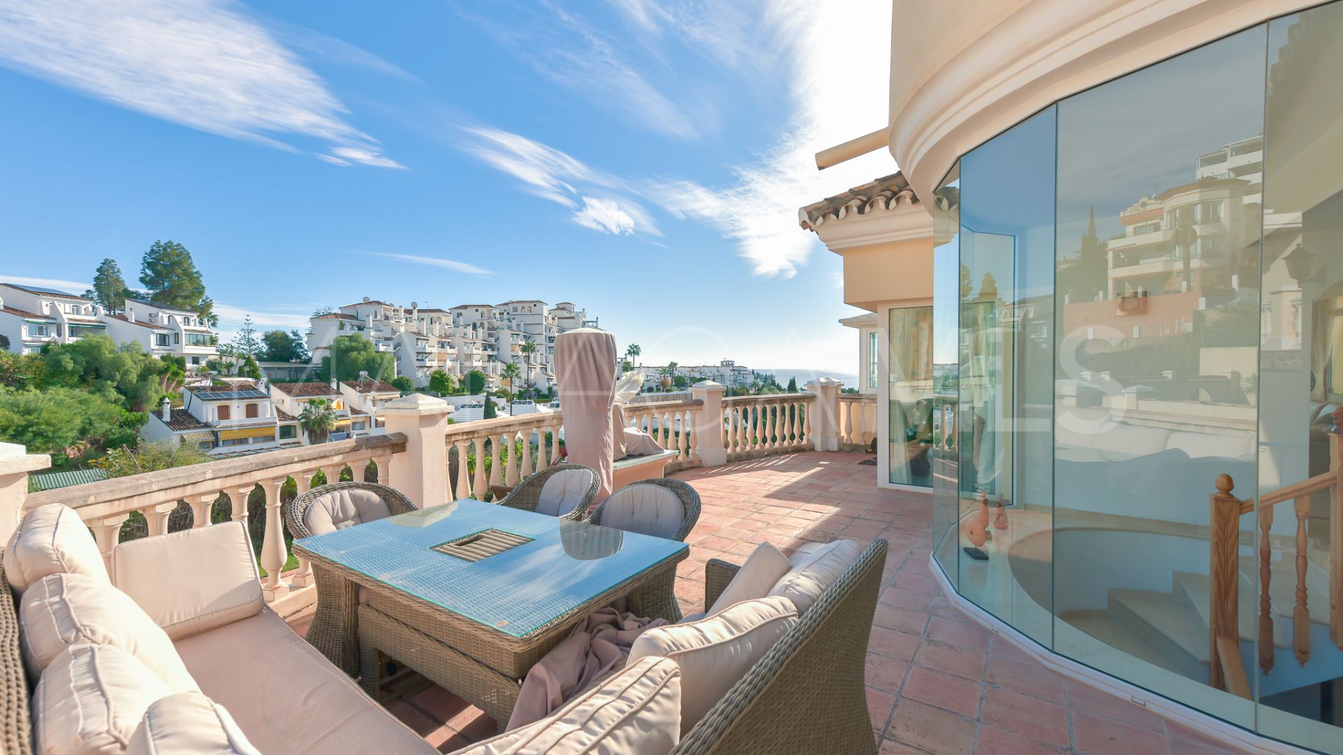 Villa for sale in Sitio de Calahonda