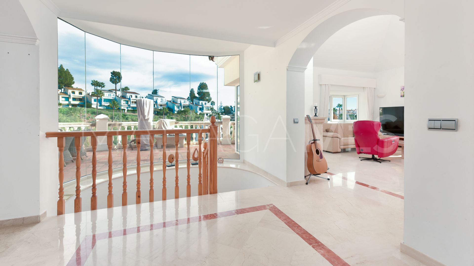 Villa for sale in Sitio de Calahonda