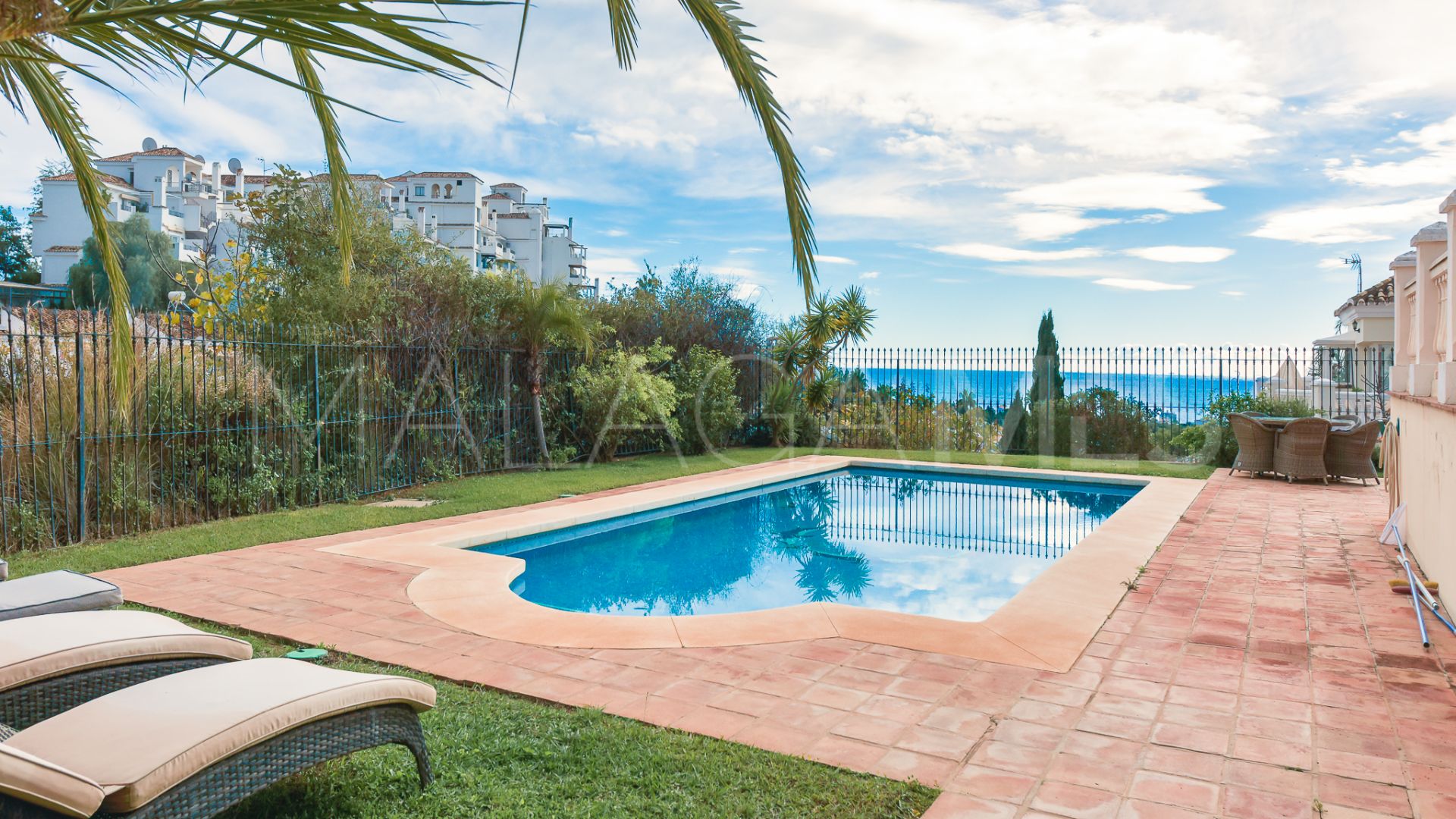 Villa for sale in Sitio de Calahonda