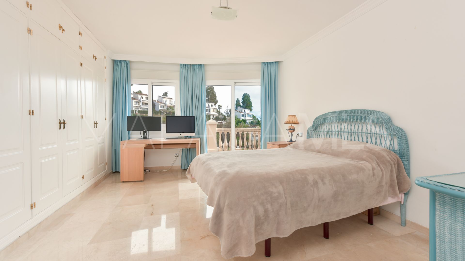 Villa for sale in Sitio de Calahonda