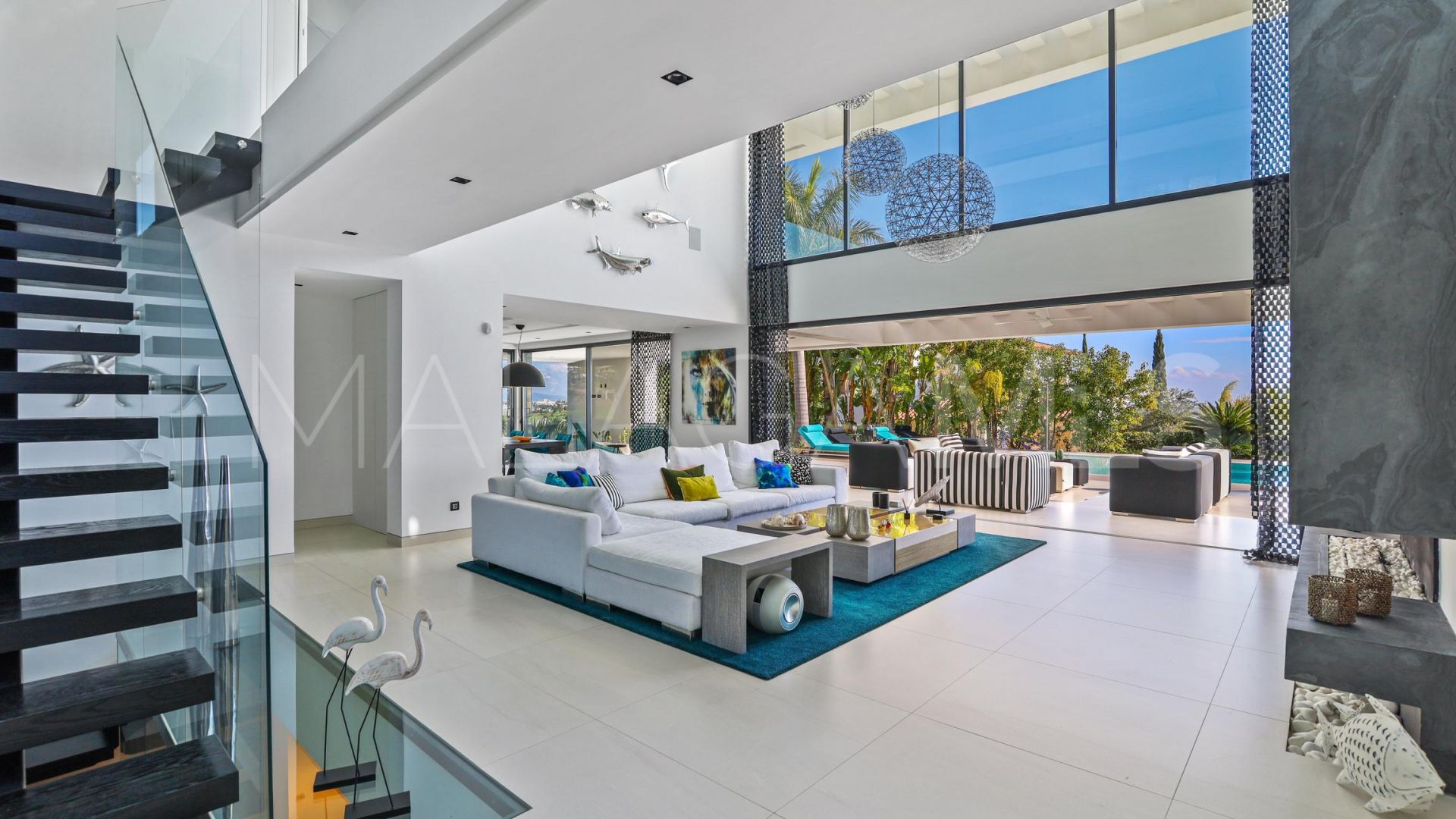 Villa for sale in Los Flamingos Golf