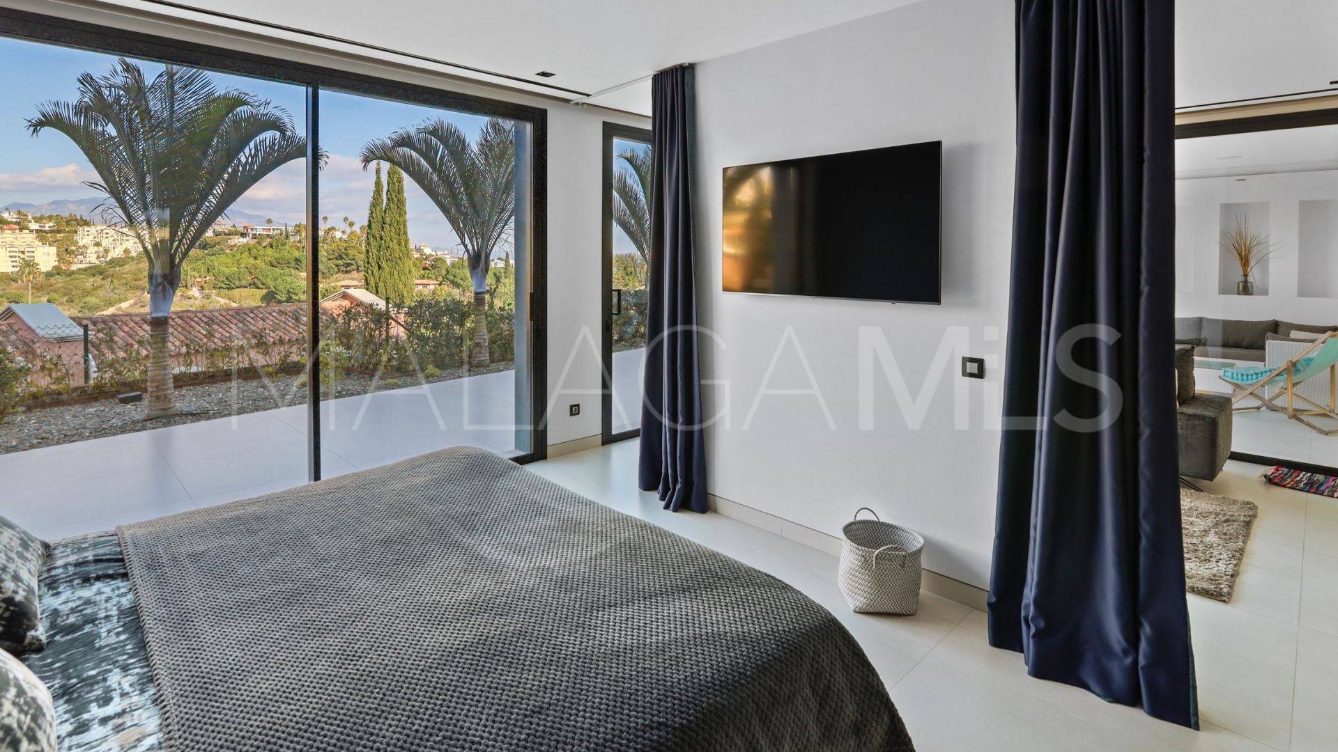 Villa for sale in Los Flamingos Golf