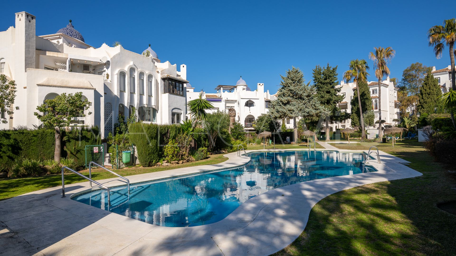 Erdgeschosswohnung for sale in Calahonda