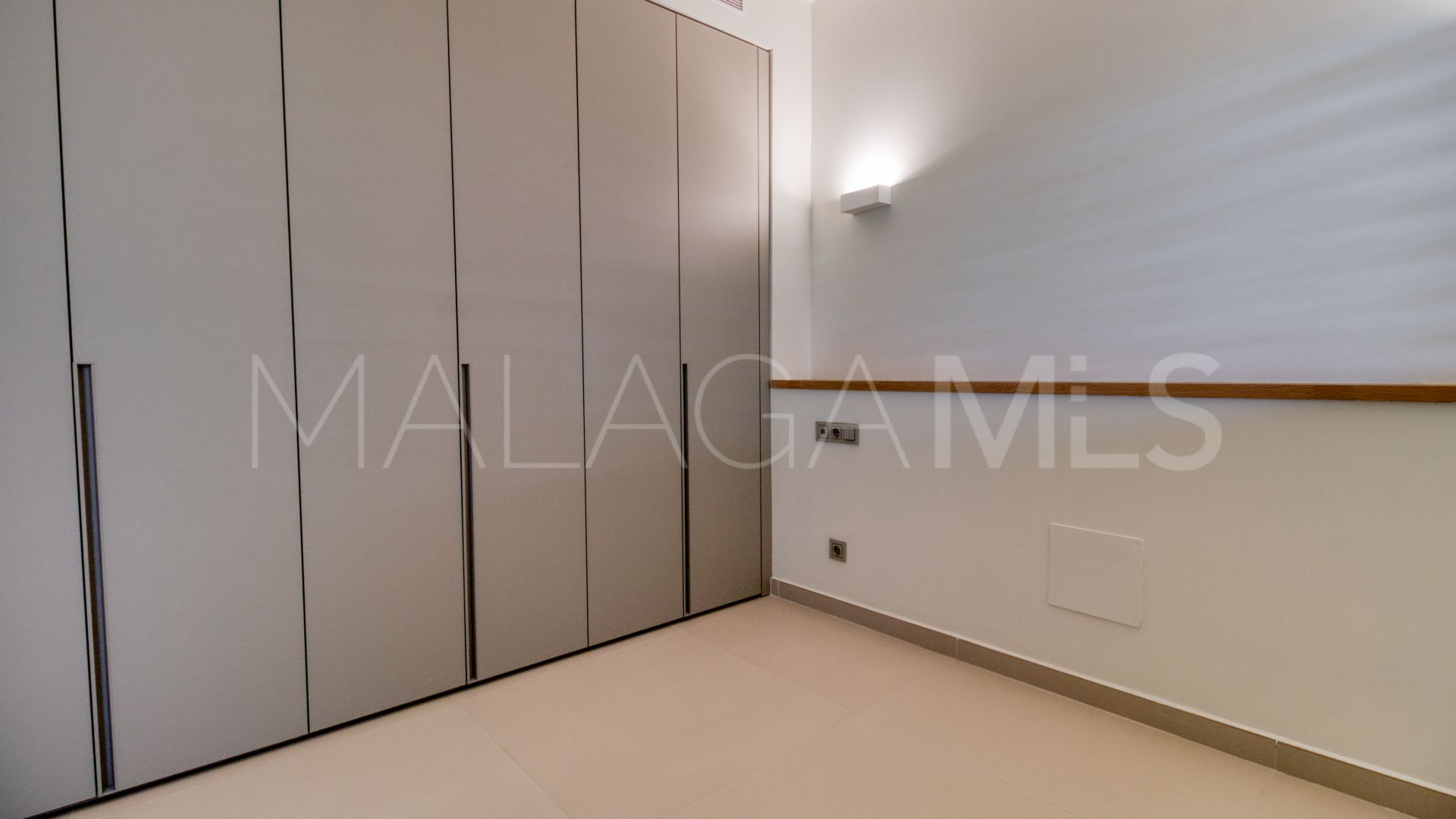 Apartment for sale in El Higueron with 2 bedrooms