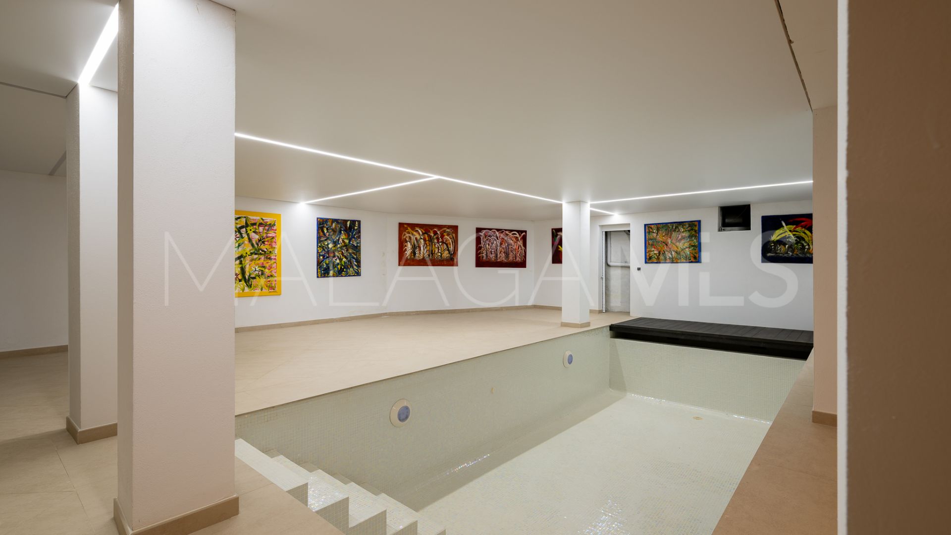 Hus i byn for sale in Hacienda las Chapas