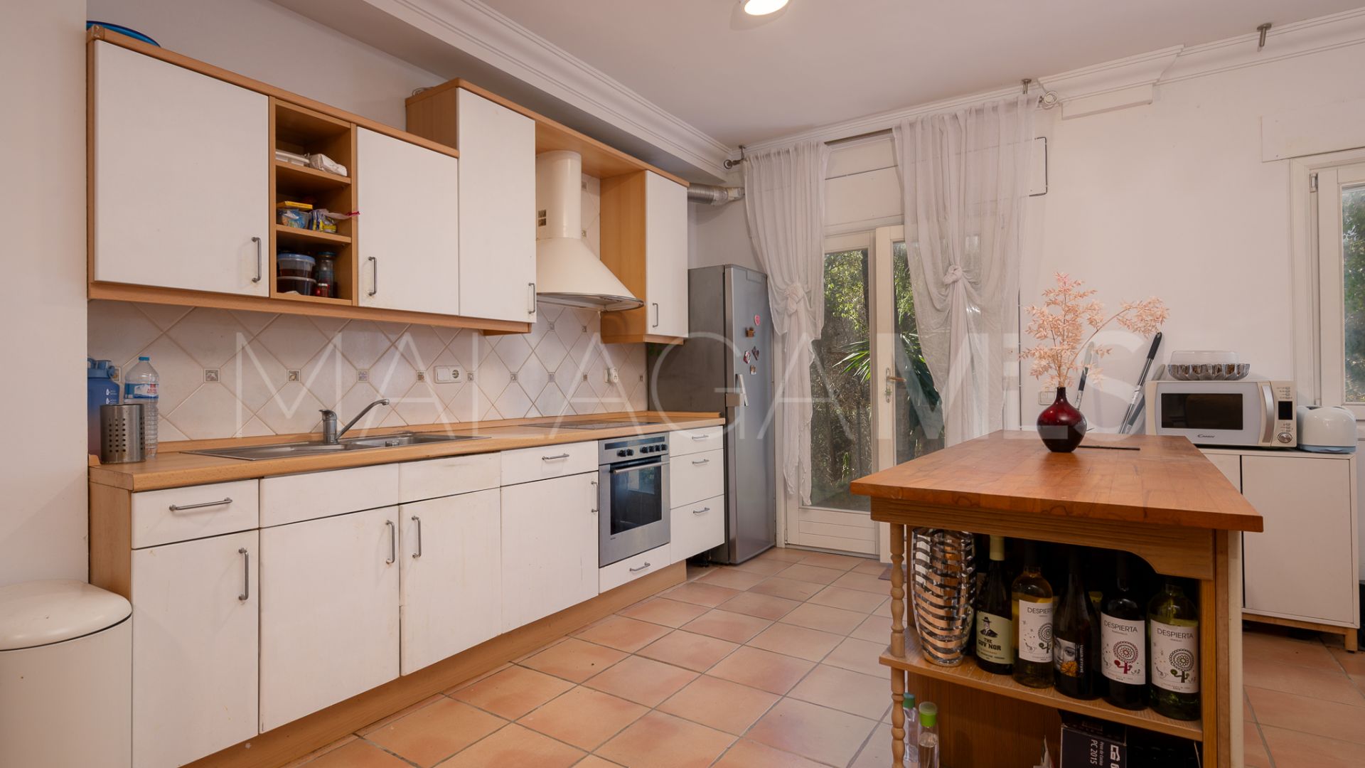 Hus i byn for sale in Hacienda las Chapas