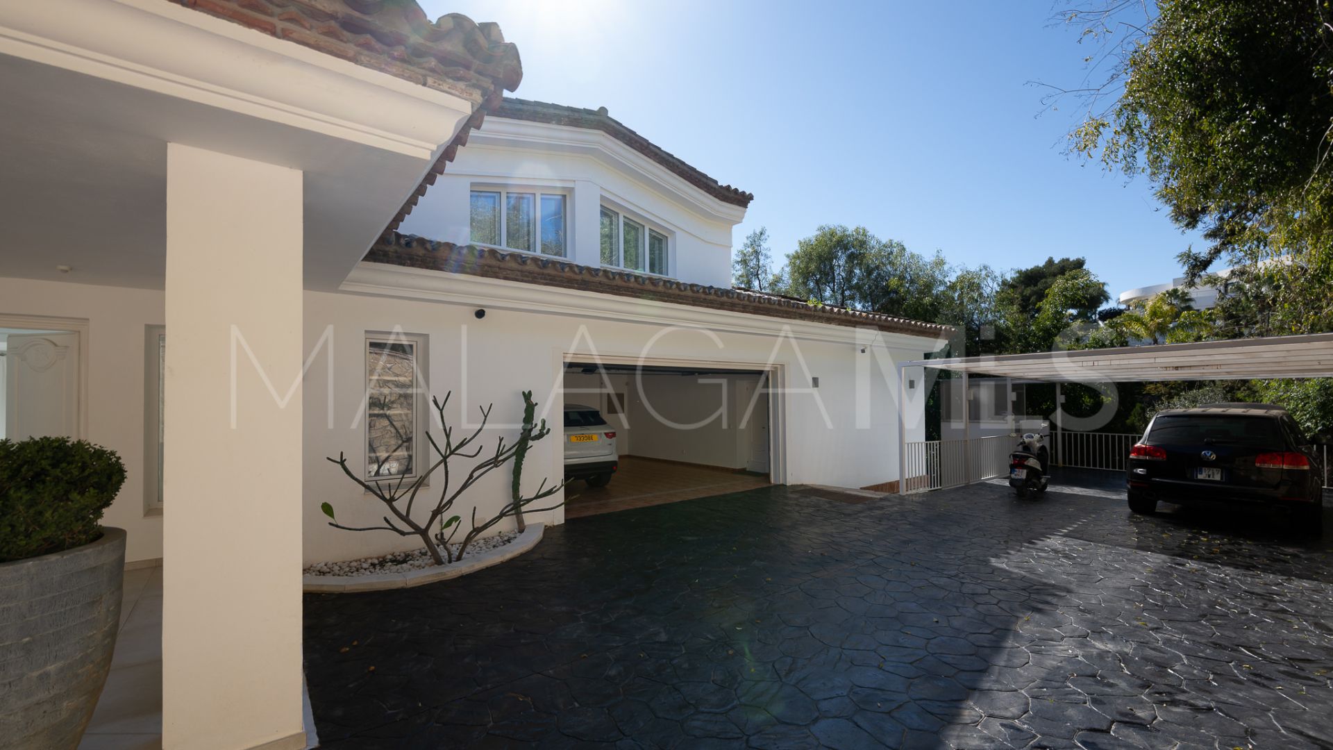 Hus i byn for sale in Hacienda las Chapas