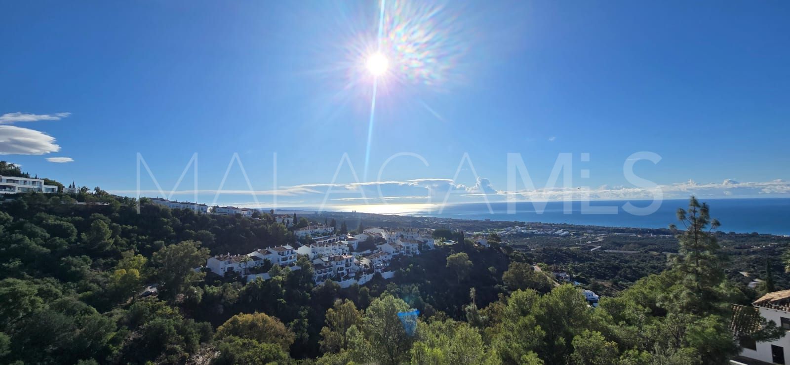 Buy villa with 4 bedrooms in Los Altos de Marbella