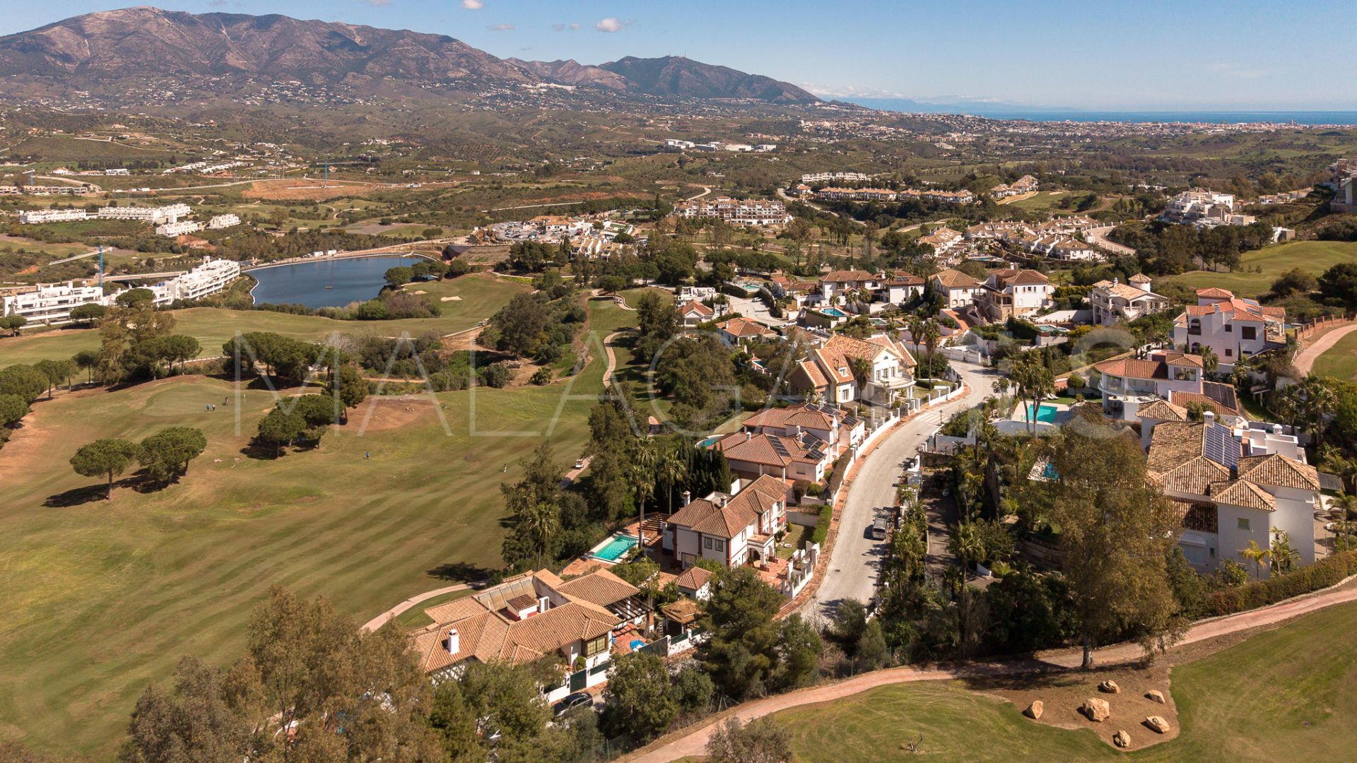 Villa for sale in La Cala Golf Resort
