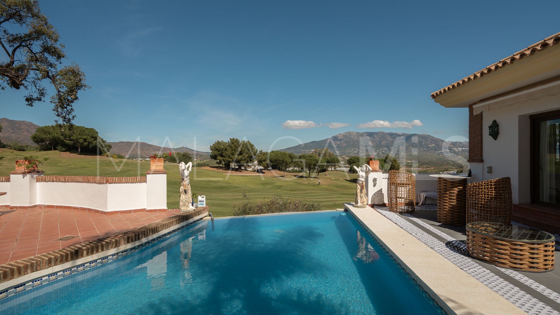Villa for sale in La Cala Golf Resort