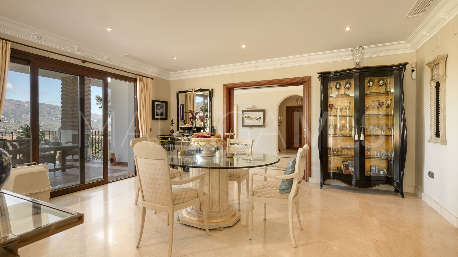 Villa for sale in La Cala Golf Resort