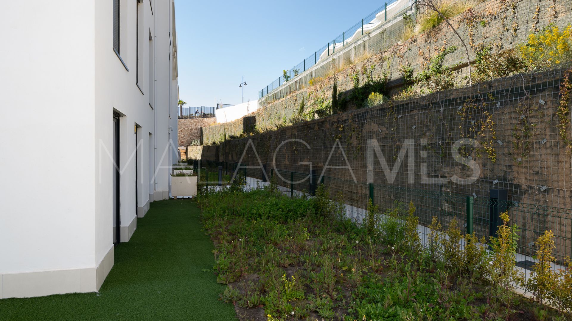 Apartamento planta baja for sale in El Higueron with 3 bedrooms