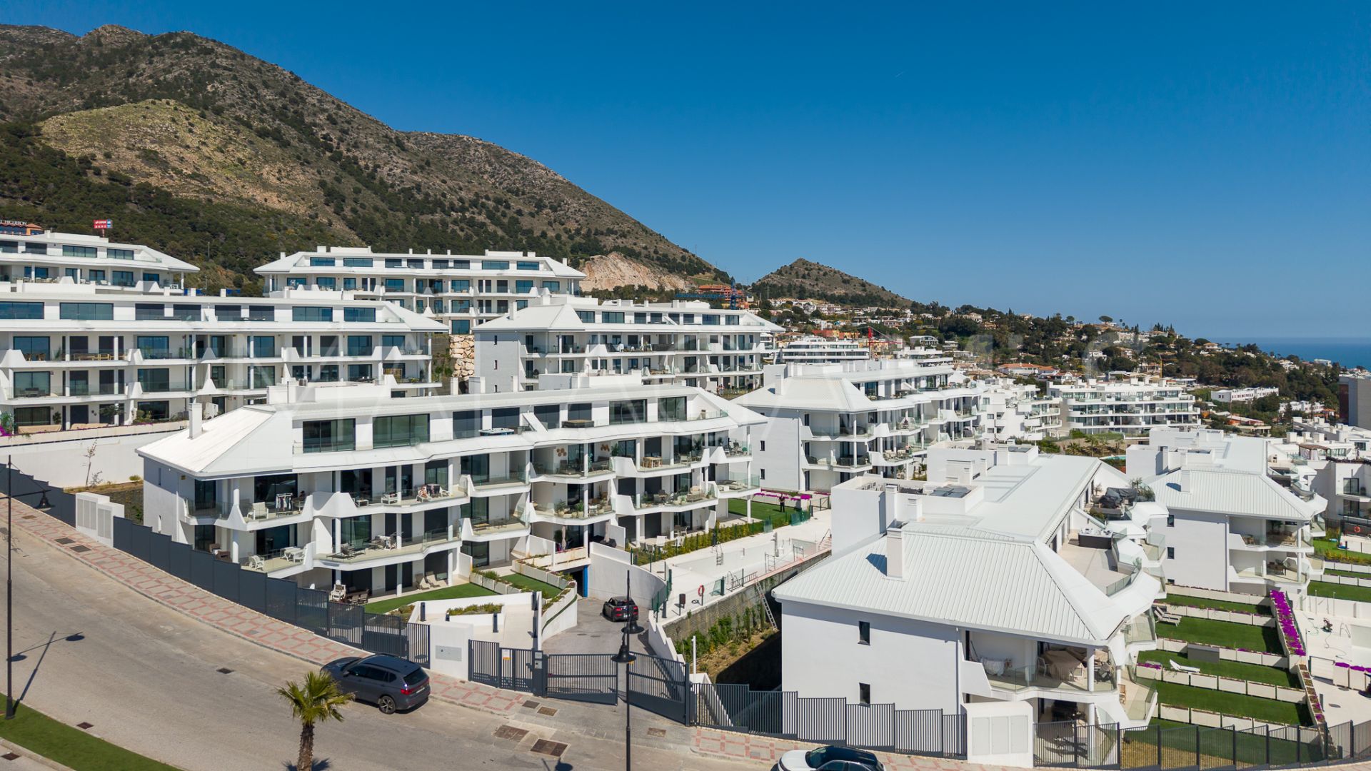 Apartamento planta baja for sale in El Higueron with 3 bedrooms