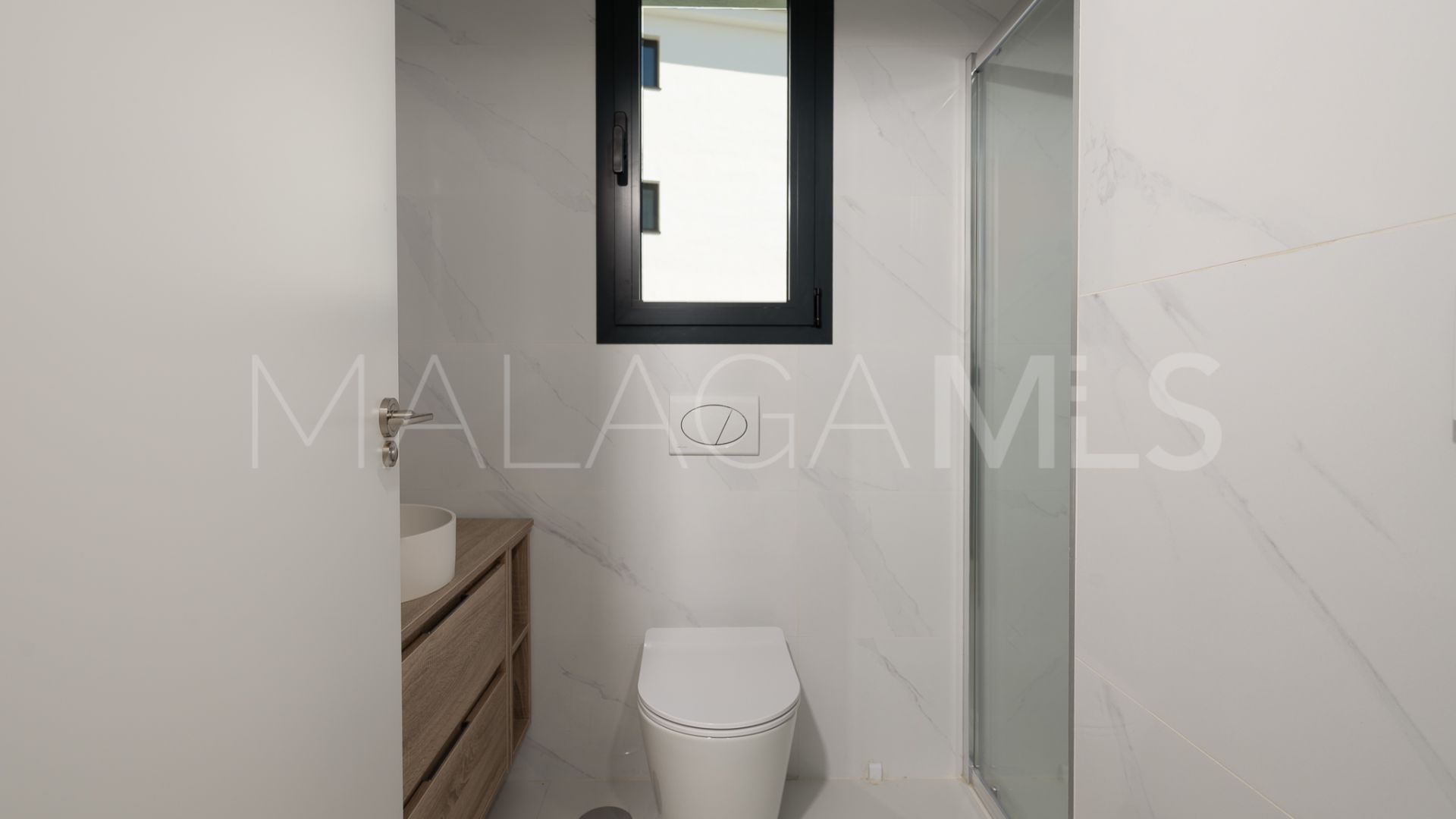 Apartamento planta baja for sale in El Higueron with 3 bedrooms