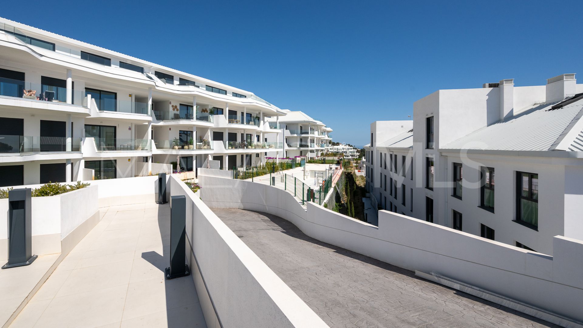 Apartamento planta baja for sale in El Higueron with 3 bedrooms