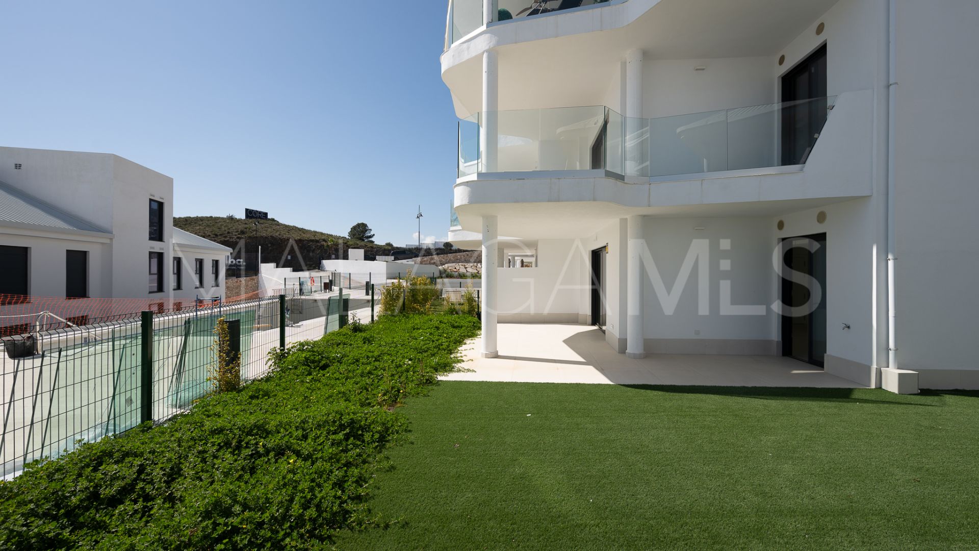 Apartamento planta baja for sale in El Higueron with 3 bedrooms