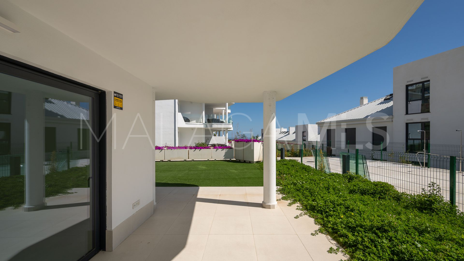 Apartamento planta baja for sale in El Higueron with 3 bedrooms