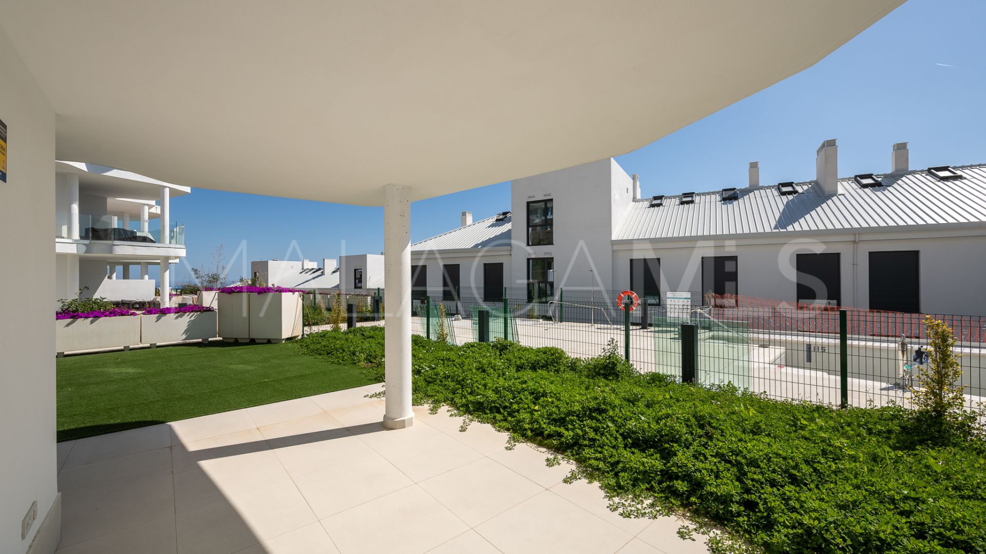 Apartamento planta baja for sale in El Higueron with 3 bedrooms