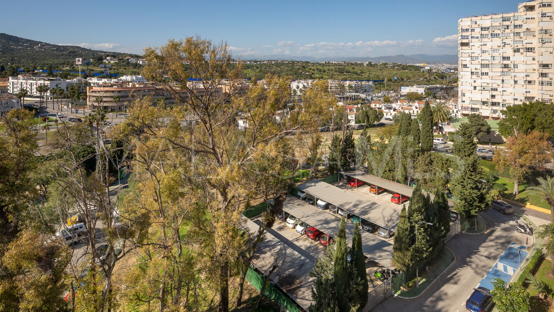 Buy apartment in Torremolinos