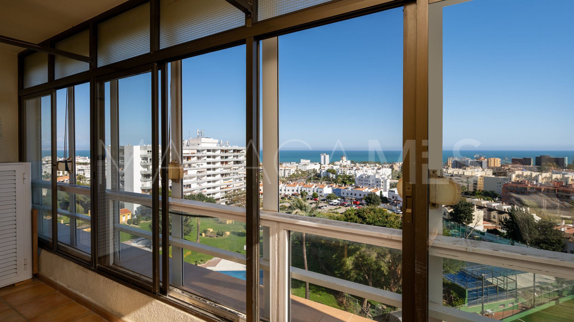 Buy apartment in Torremolinos