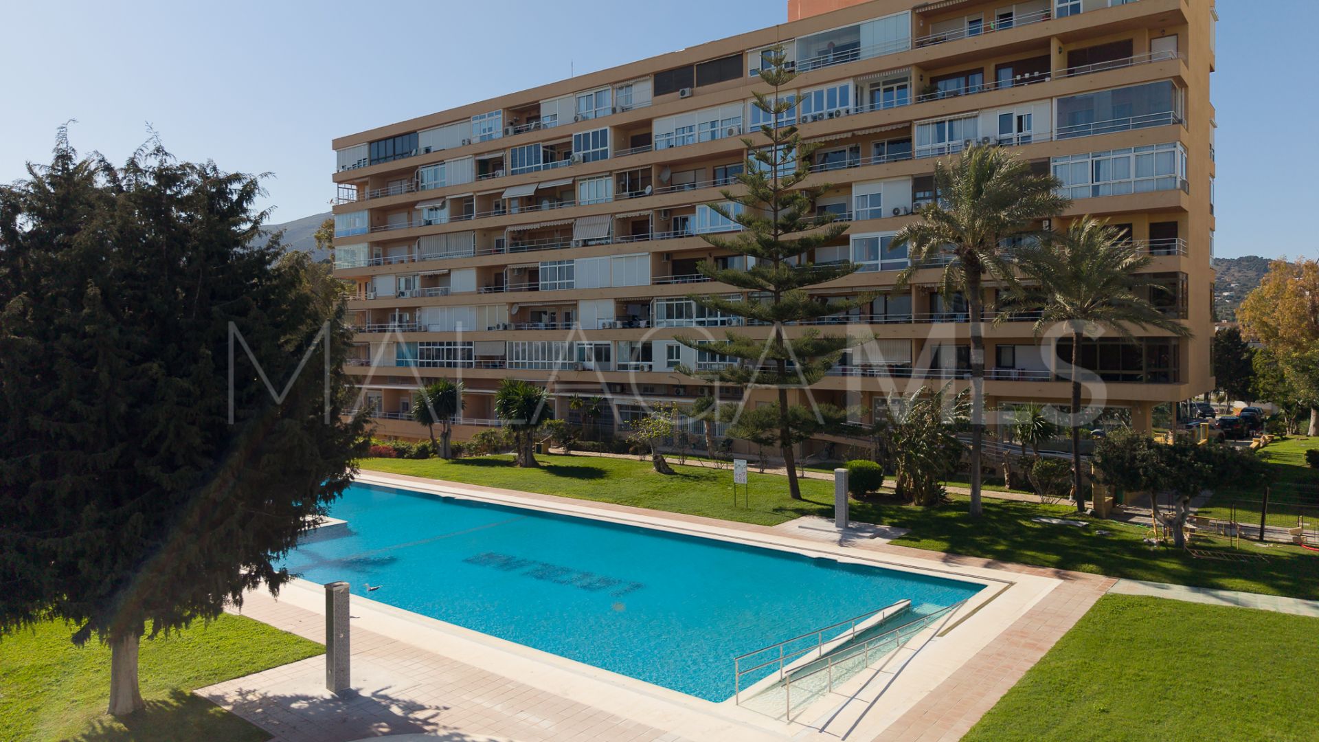 Buy apartment in Torremolinos