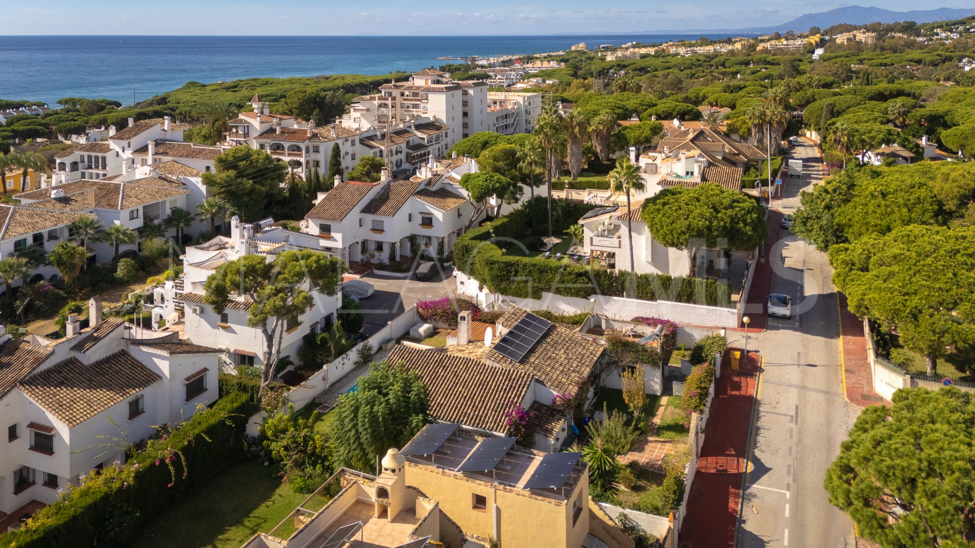 Sitio de Calahonda, villa for sale with 3 bedrooms