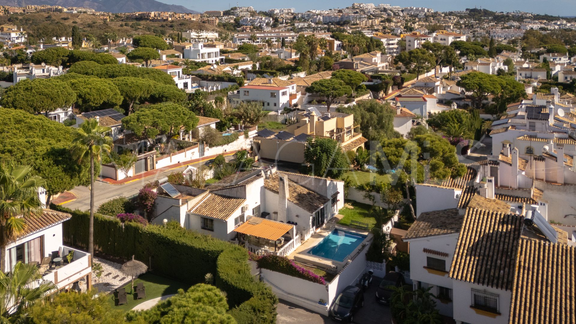 Sitio de Calahonda, villa for sale with 3 bedrooms