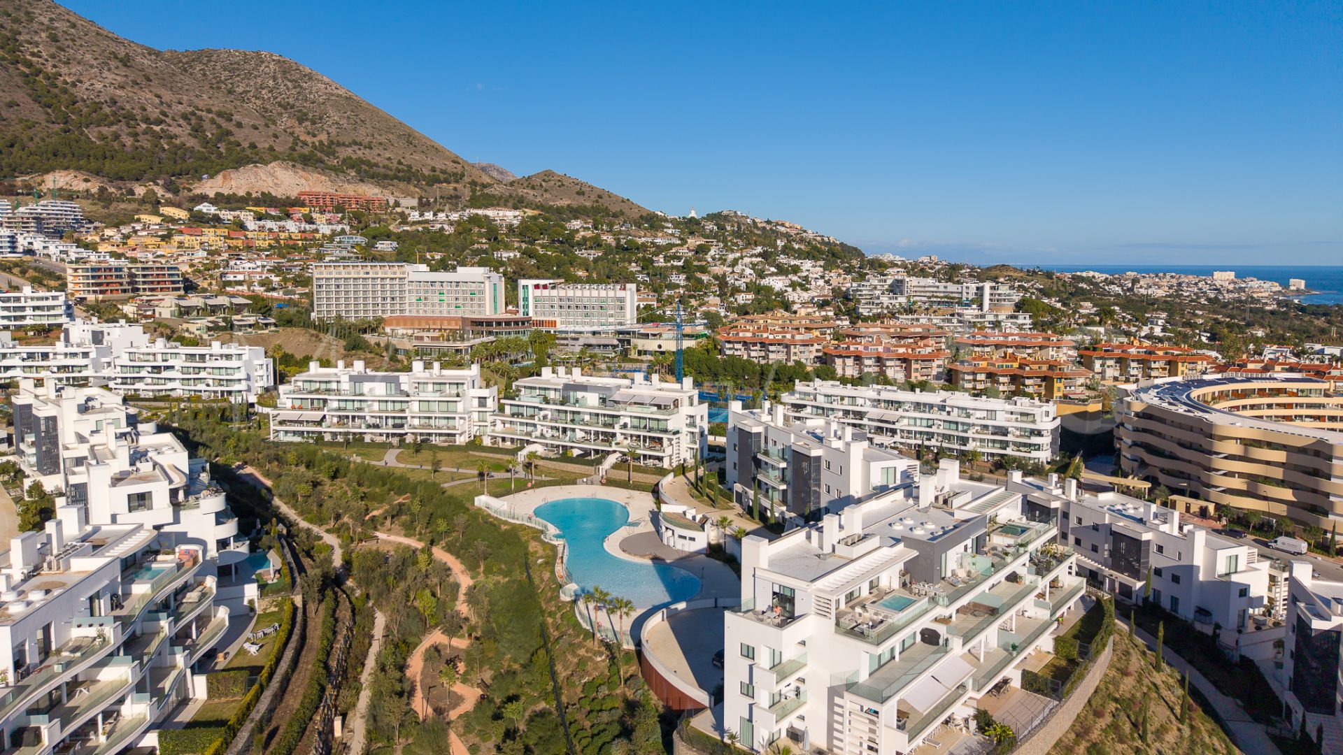 Buy Fuengirola apartment with 2 bedrooms