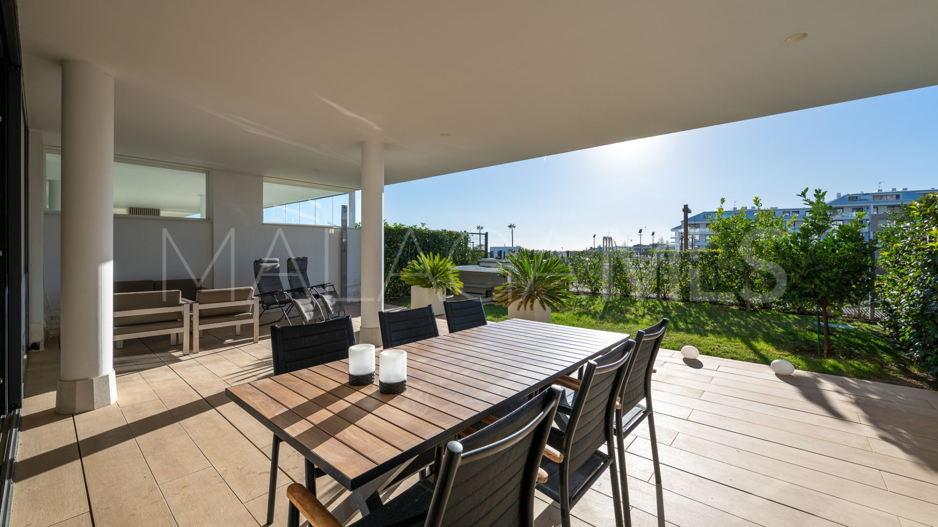 Buy Fuengirola apartment with 2 bedrooms