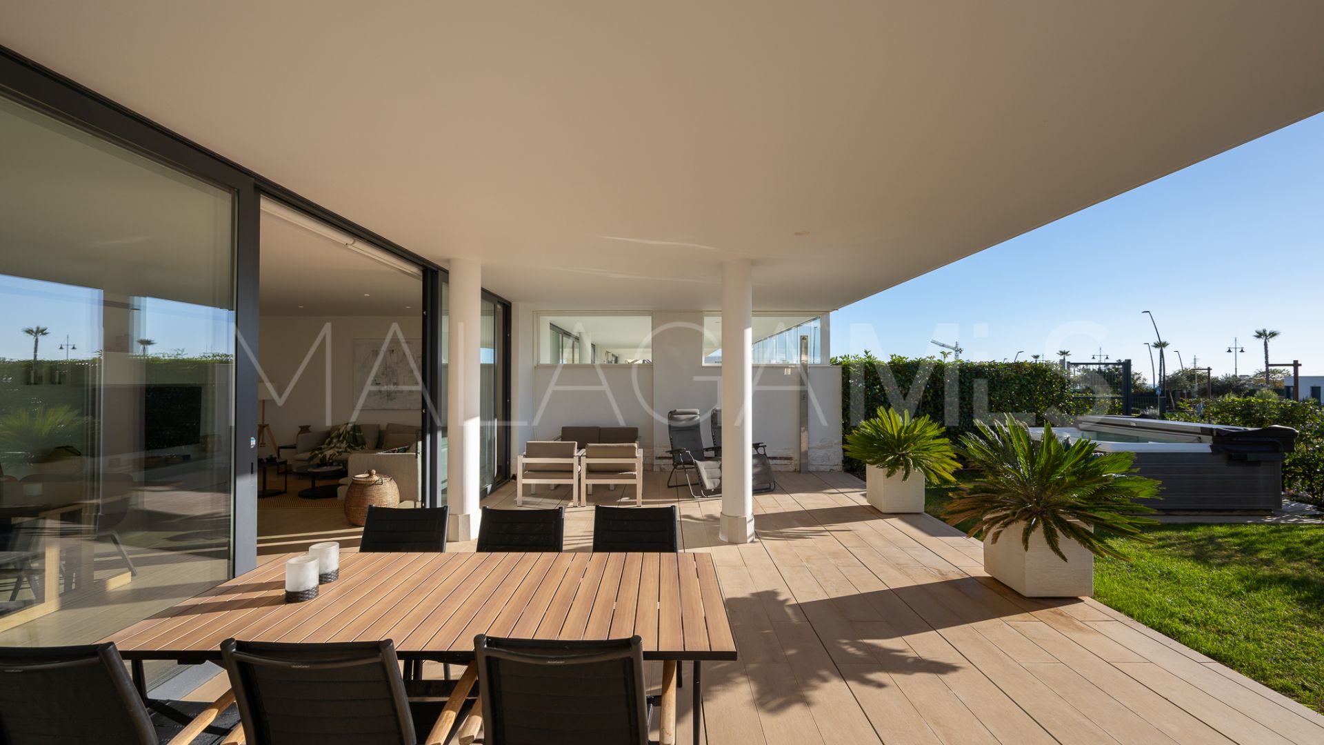 Buy Fuengirola apartment with 2 bedrooms