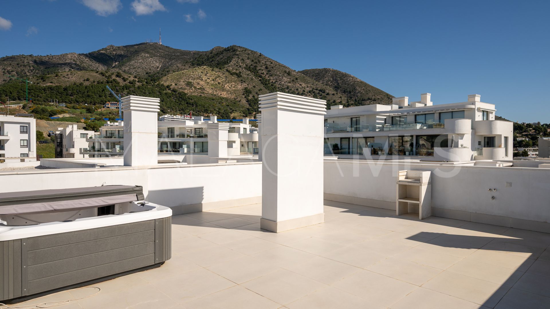 Ático with 2 bedrooms for sale in El Higueron