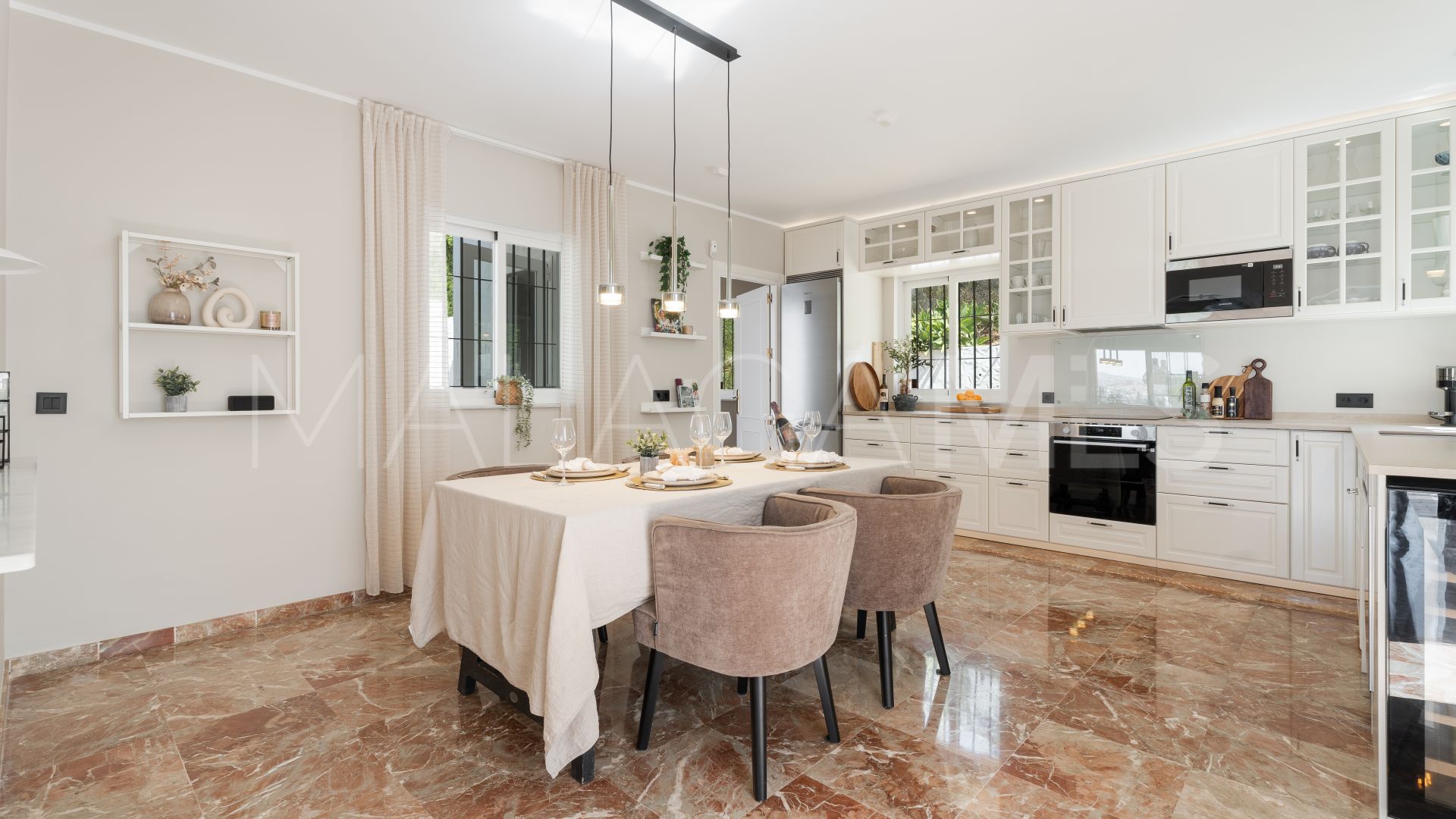 Villa for sale in Sierrezuela
