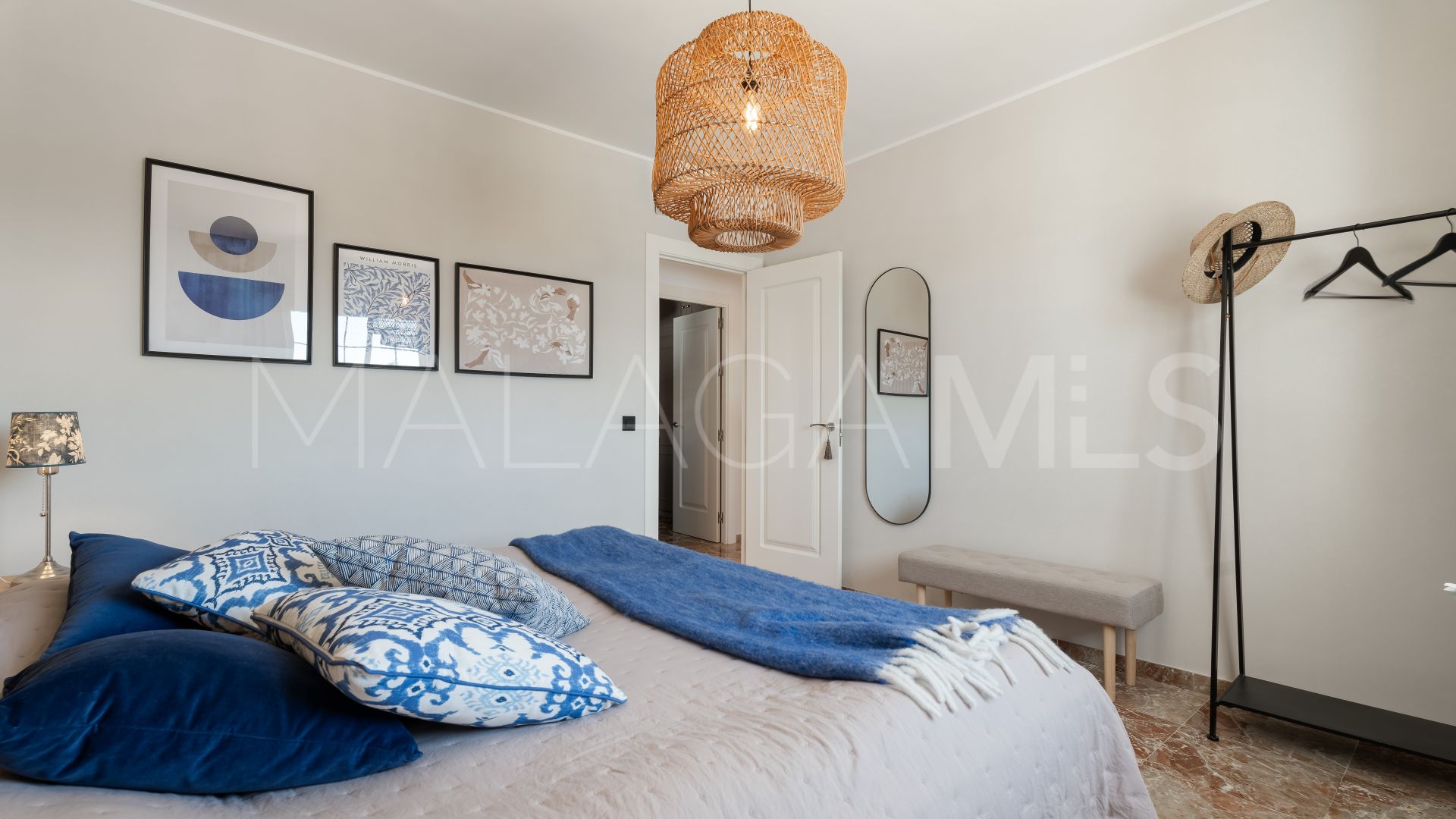 Villa for sale in Sierrezuela