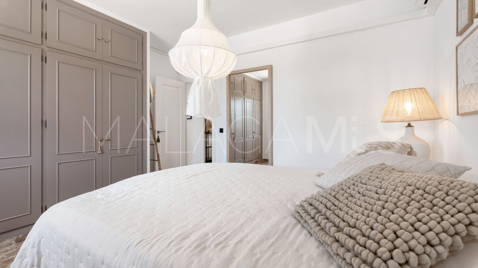 Villa for sale in Sierrezuela