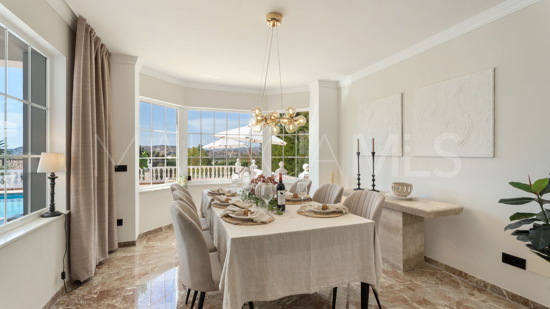 Villa for sale in Sierrezuela