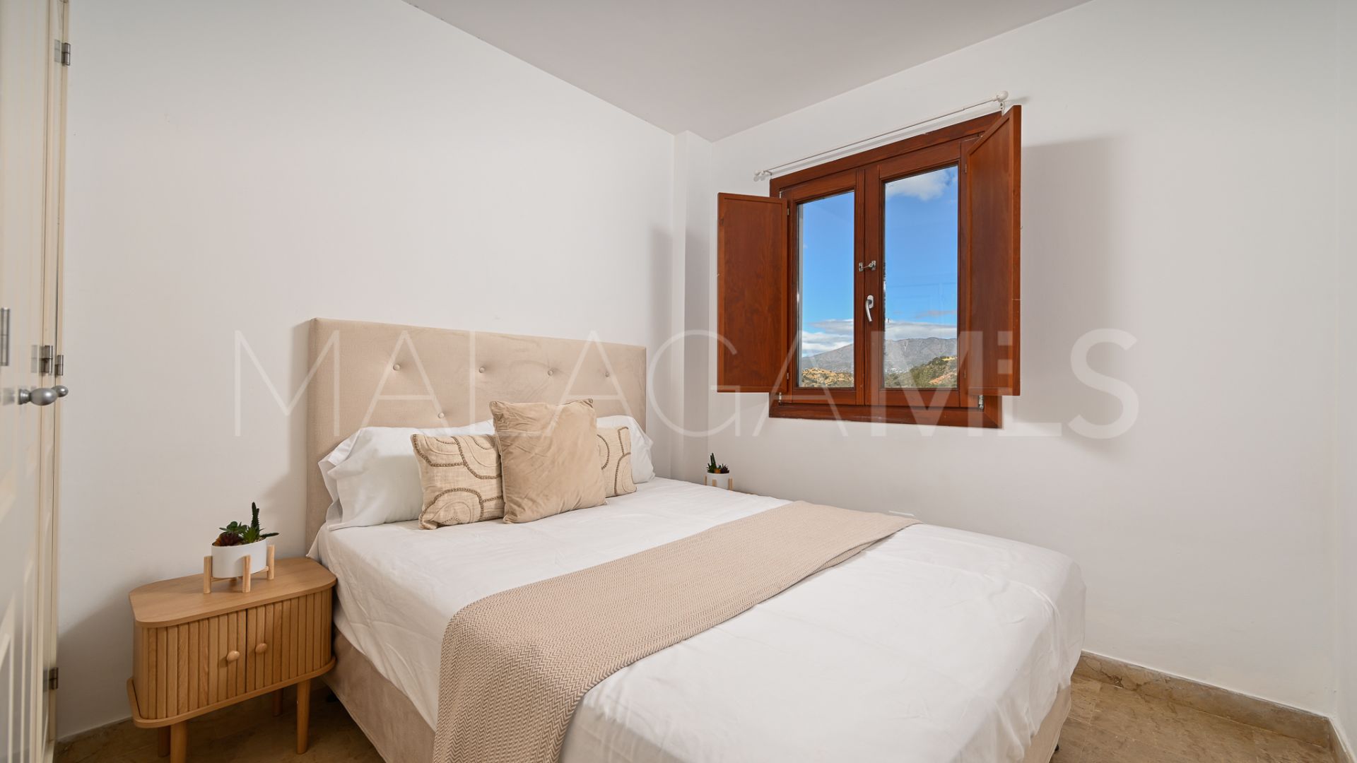 Duplex penthouse for sale in Cala de Mijas