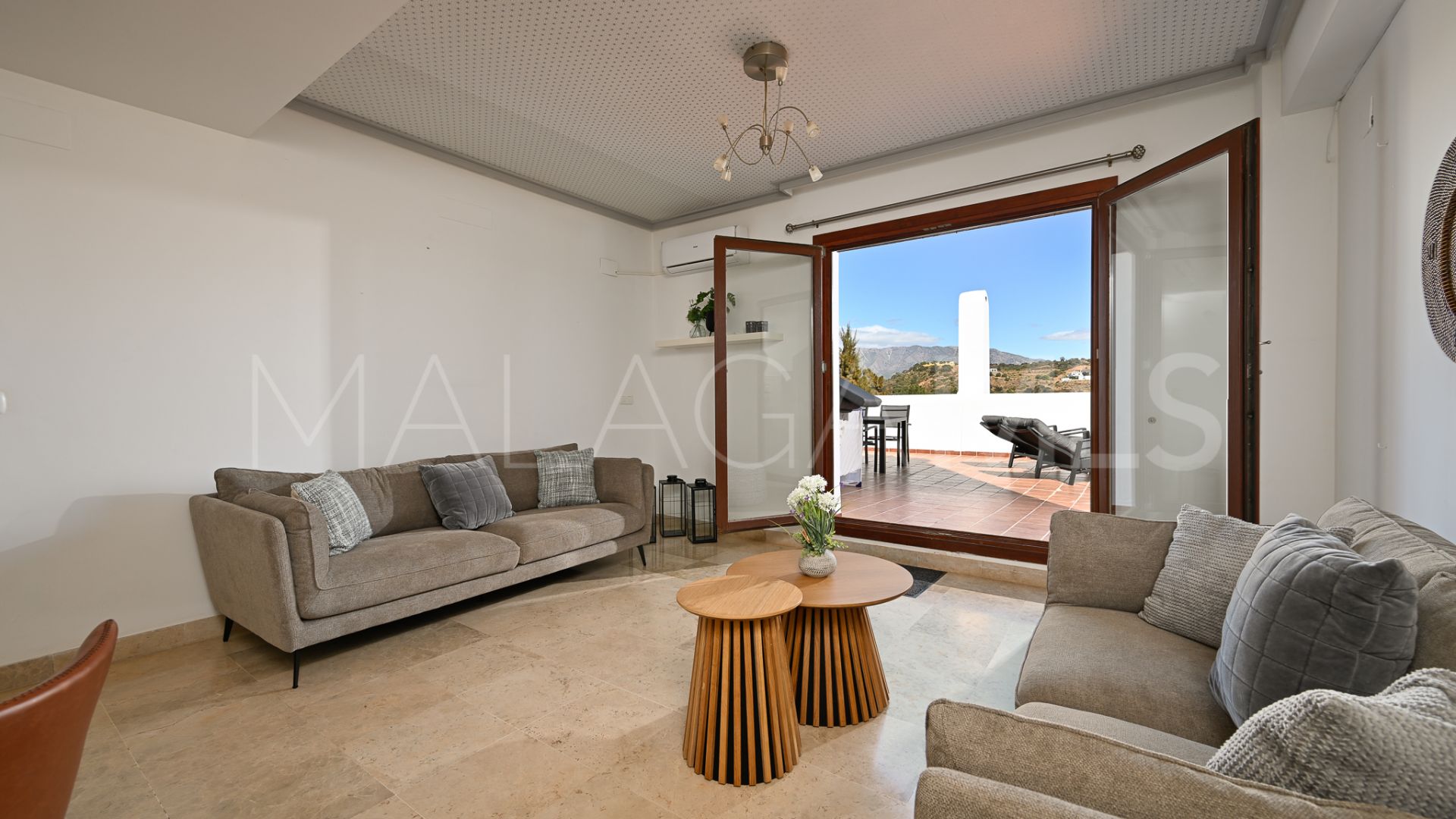 Duplex penthouse for sale in Cala de Mijas