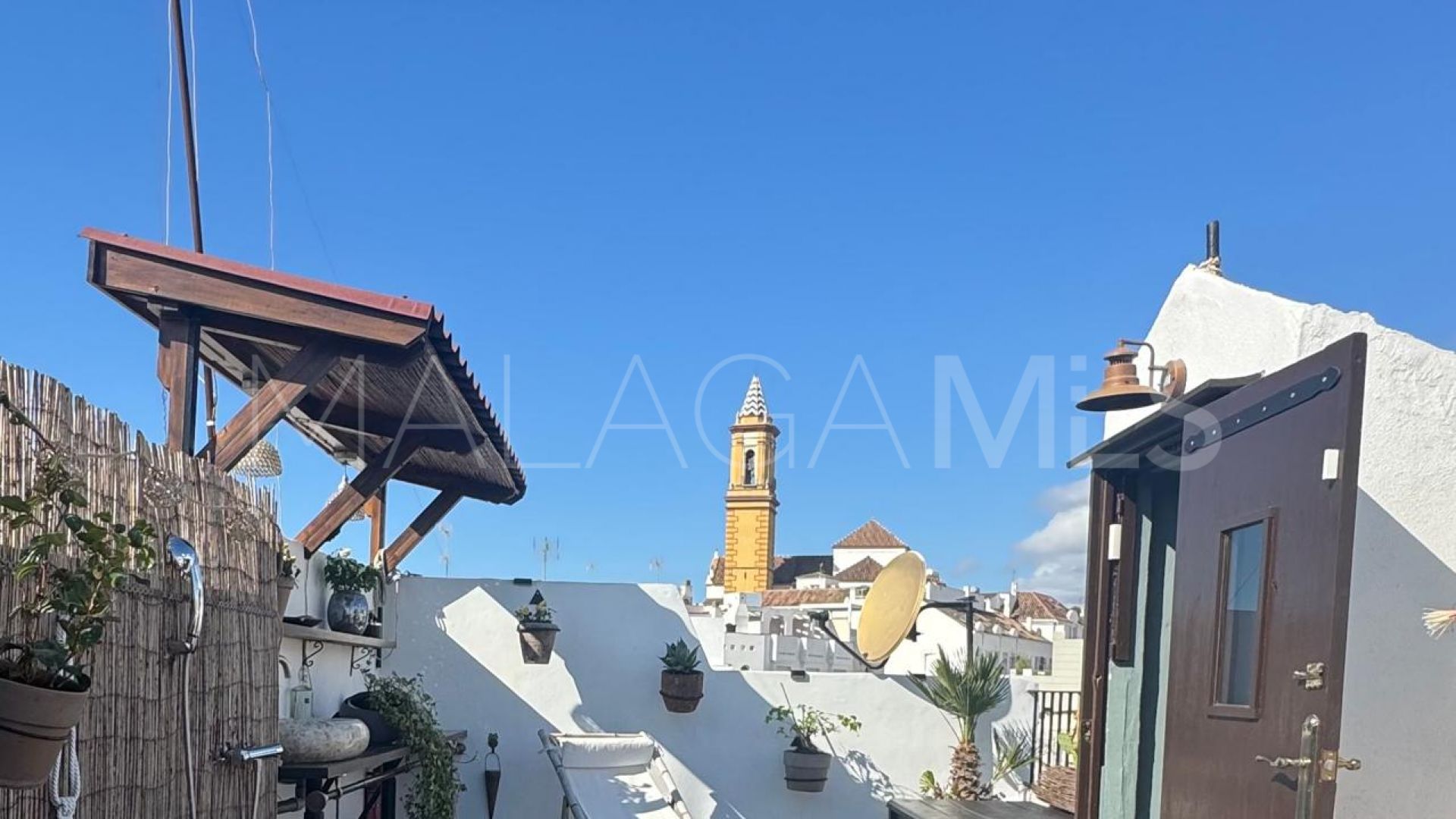 For sale town house with 2 bedrooms in Estepona Town