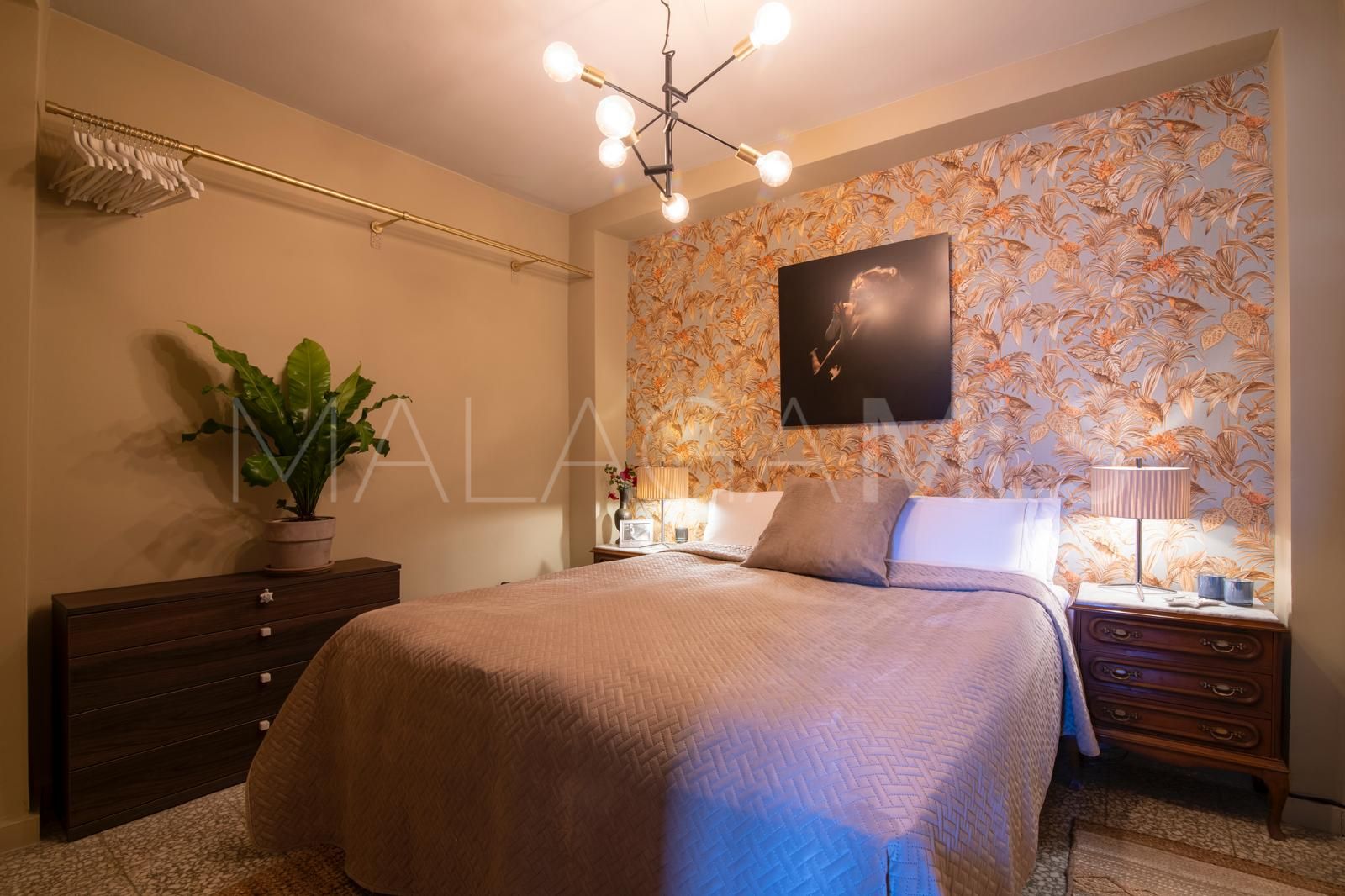 For sale town house with 2 bedrooms in Estepona Town