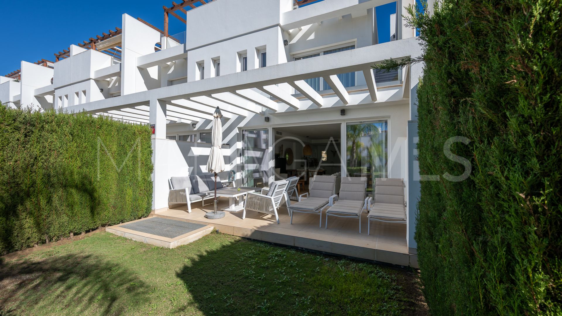 Town house with 4 bedrooms for sale in Calahonda