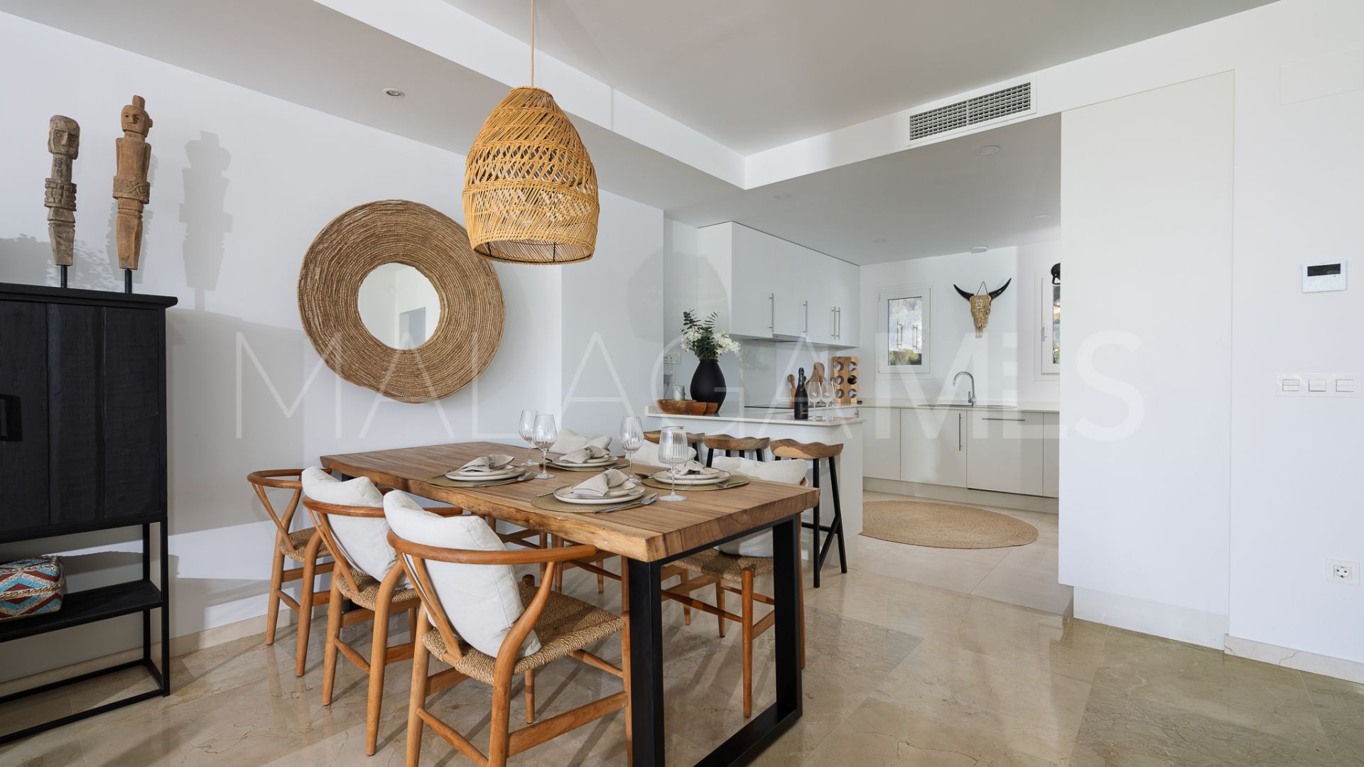 Town house with 4 bedrooms for sale in Calahonda