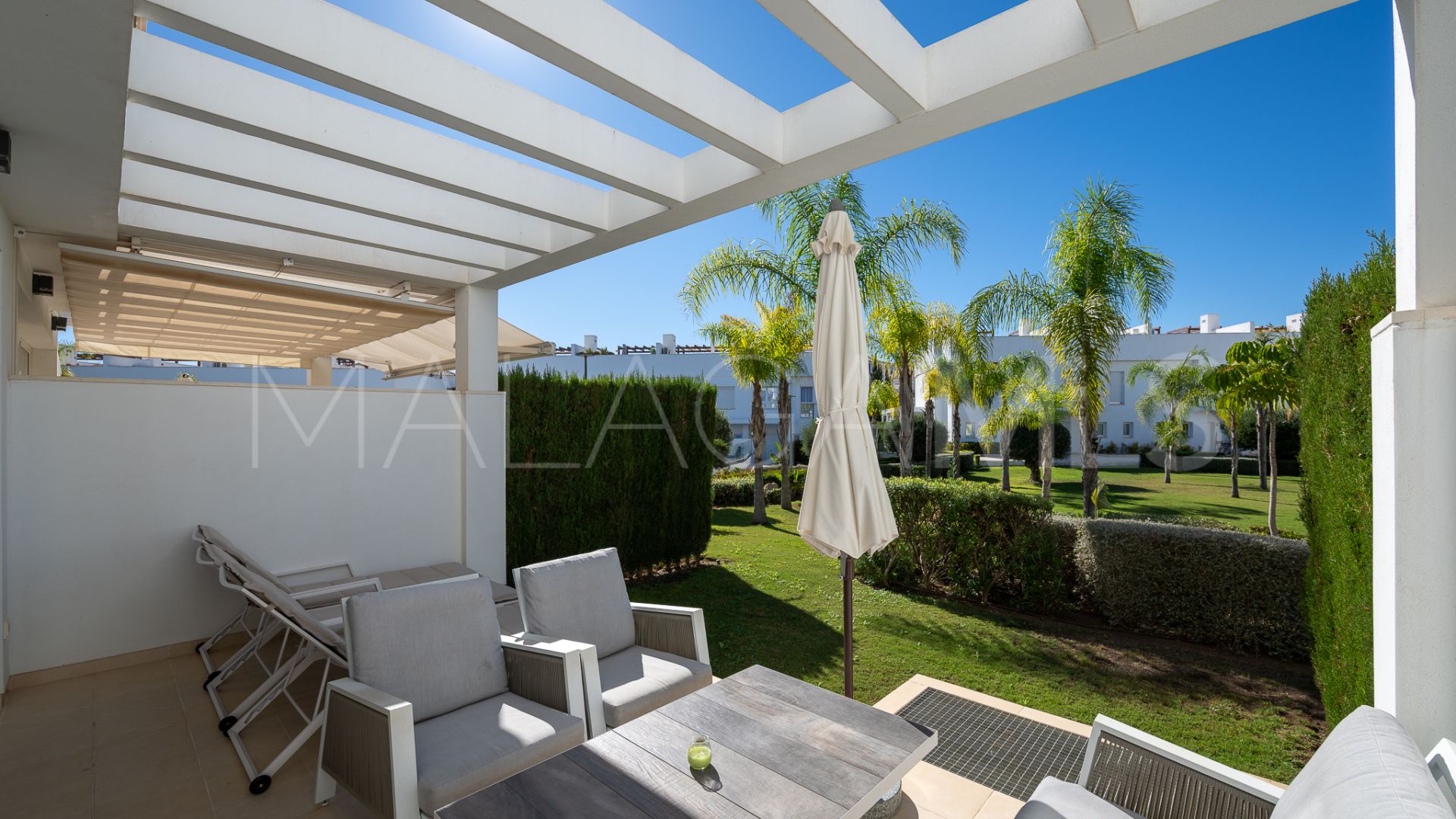 Town house with 4 bedrooms for sale in Calahonda