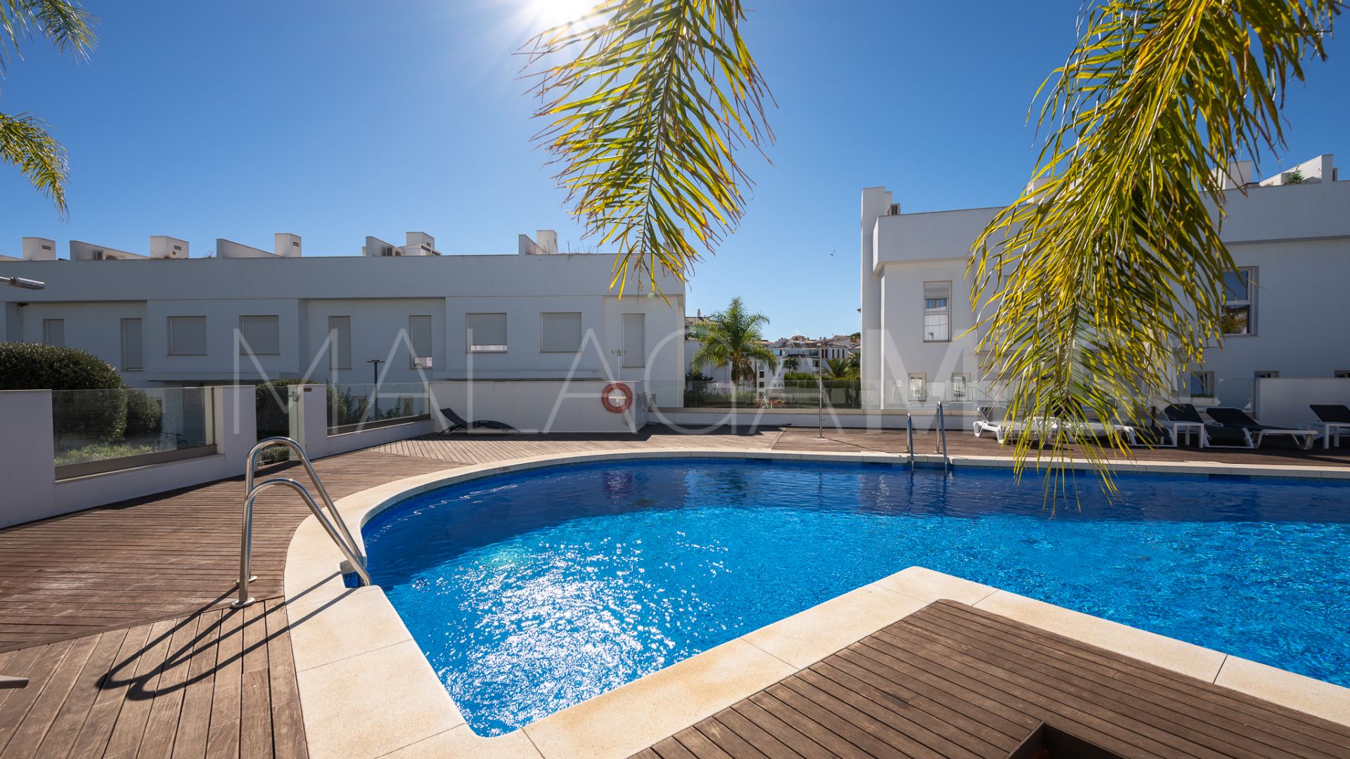 Town house with 4 bedrooms for sale in Calahonda