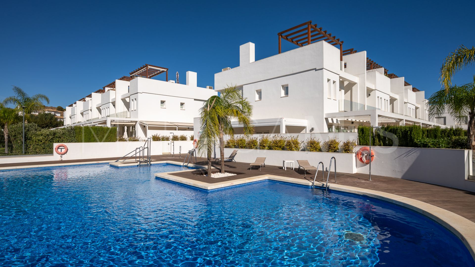 Town house with 4 bedrooms for sale in Calahonda