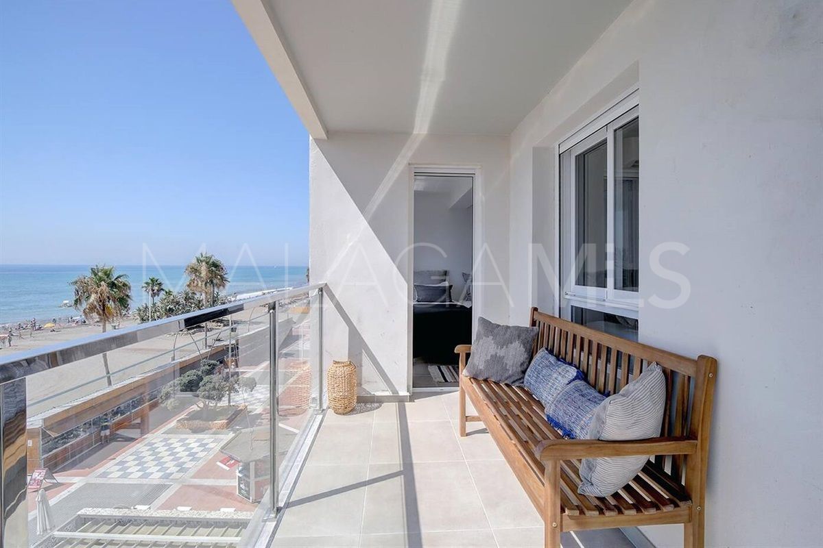 For sale 3 bedrooms apartment in Estepona Town