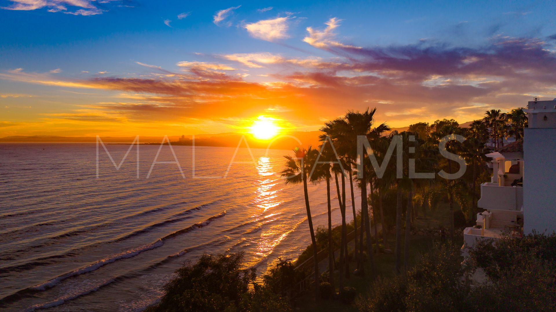 Penthouse for sale in Estepona Town