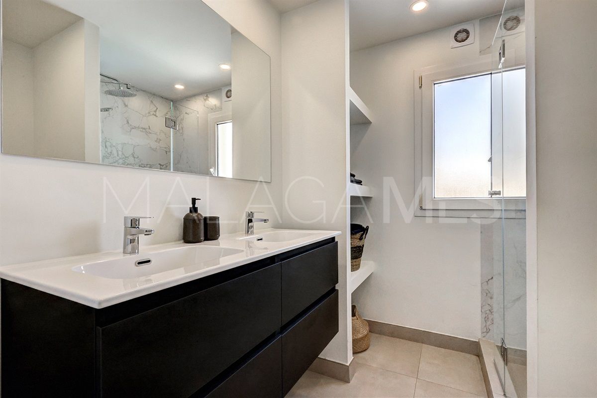 Penthaus for sale in Estepona Stadt