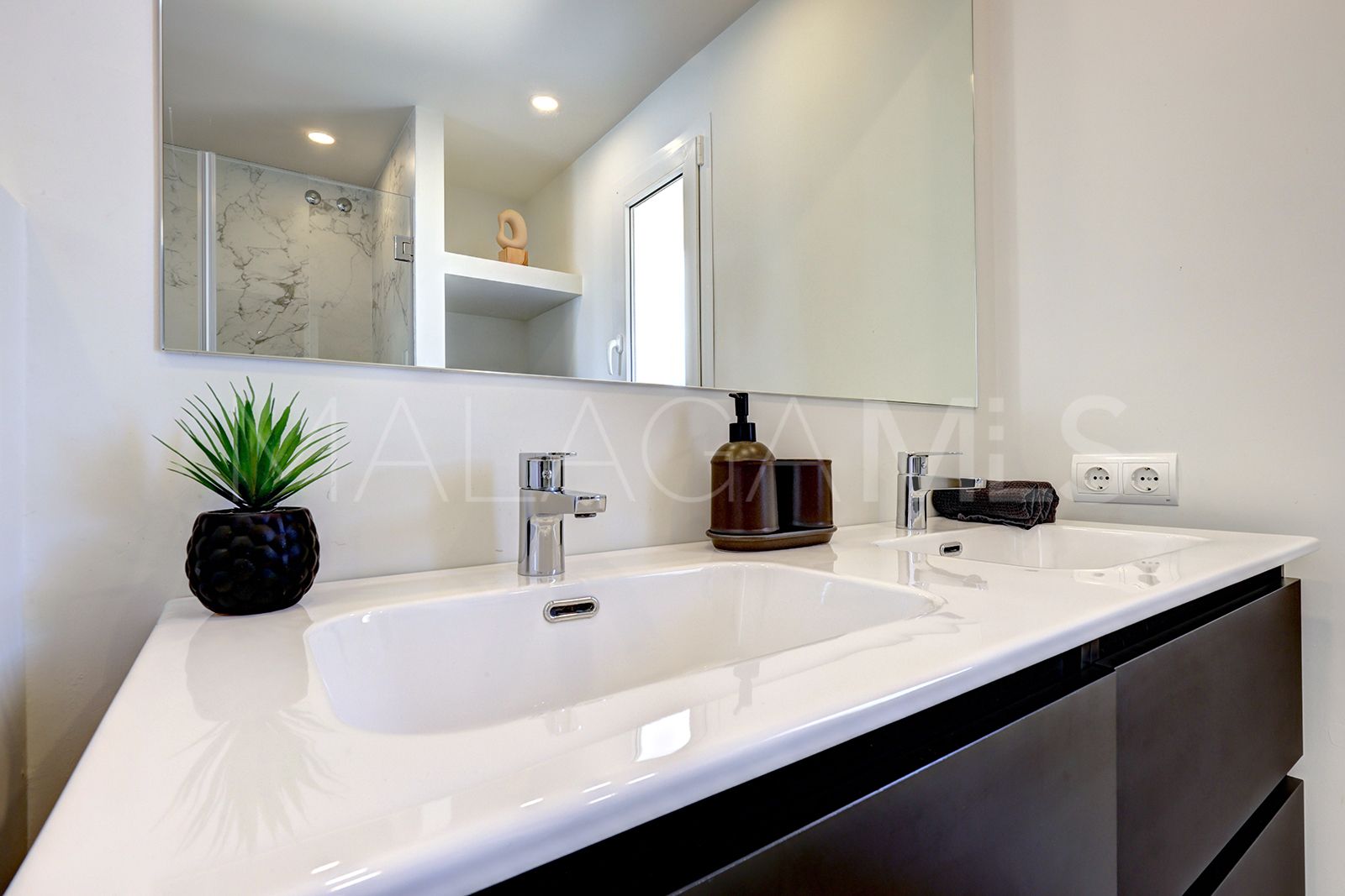 Appartement terrasse for sale in Estepona Ville