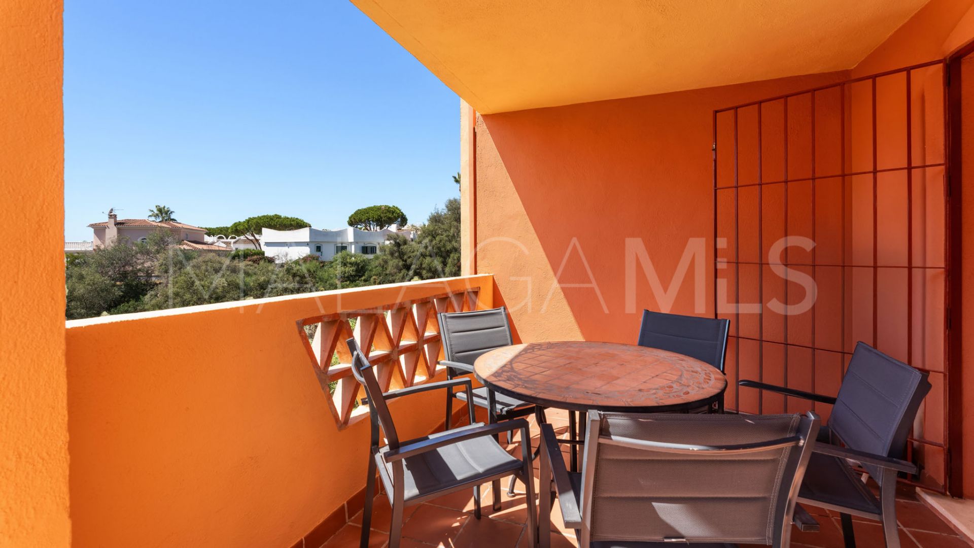 Marbella, apartamento for sale with 3 bedrooms