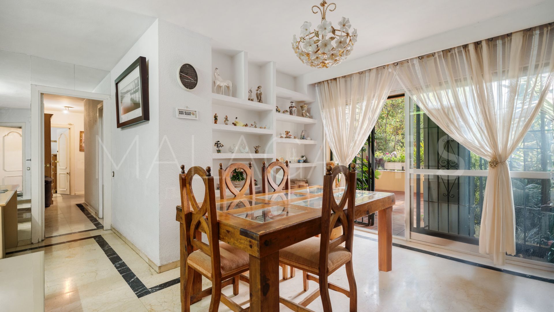 Lägenhet for sale in Marbella City